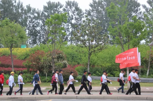阜阳最美徒步线路！企事业单位首选芦桥沟赏春探秘